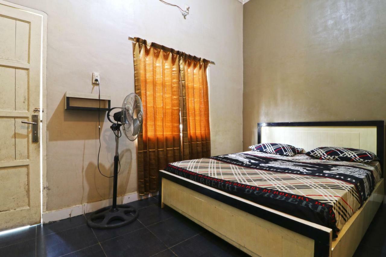 Hotel Graha Soeltan Sunggal Exterior photo
