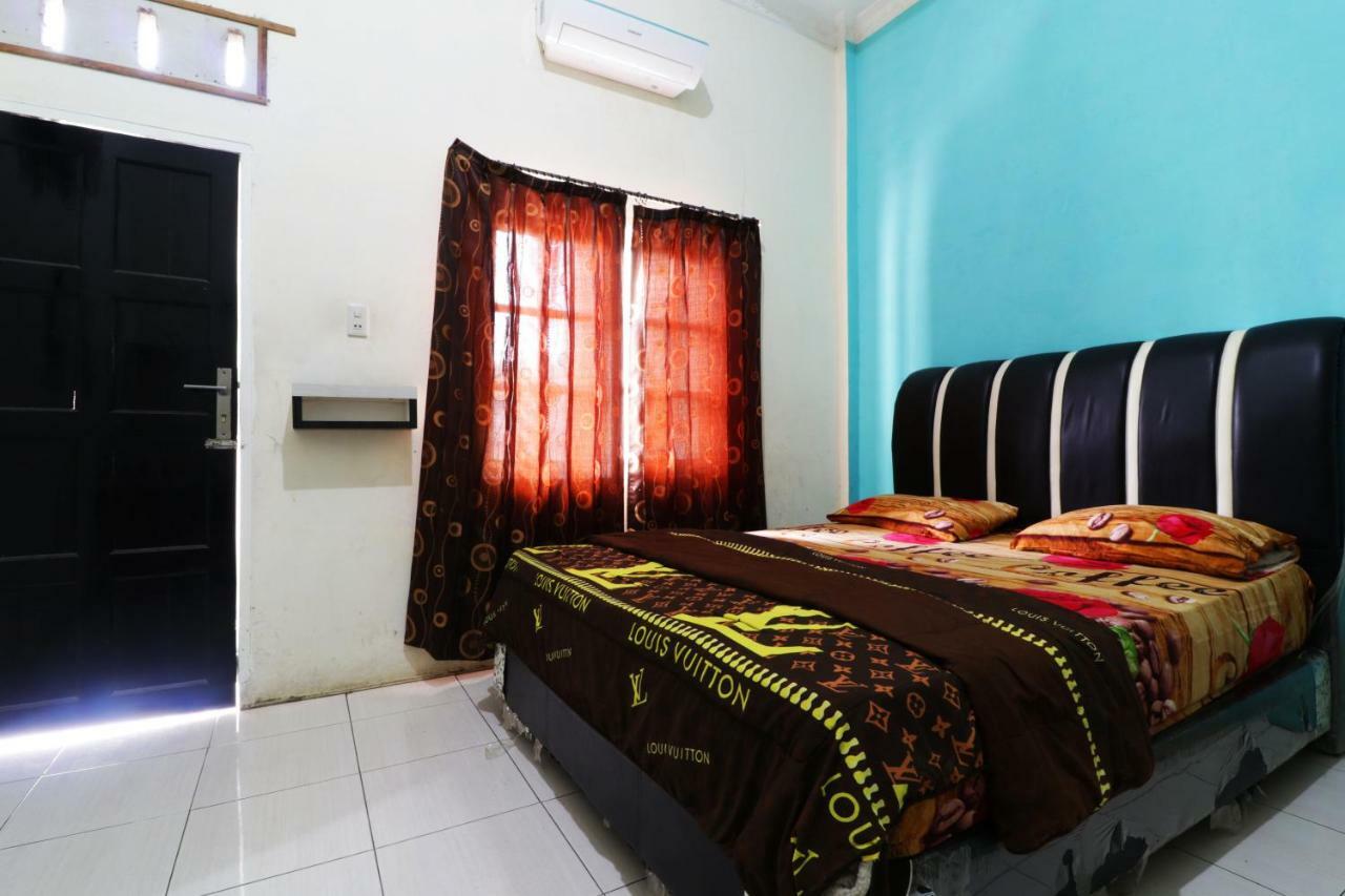 Hotel Graha Soeltan Sunggal Exterior photo